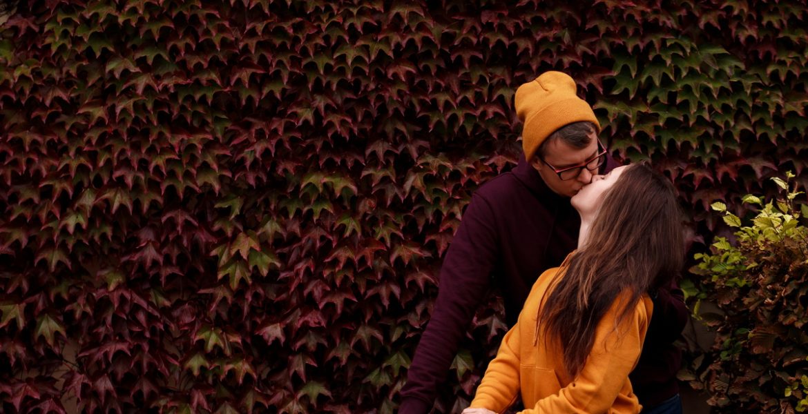 Podzimní focení páru v Praze ve Vrtbovské zahradě